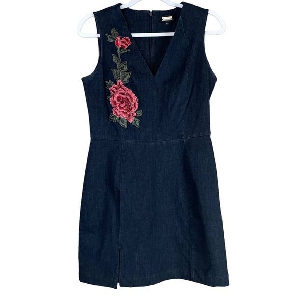Alexia Admor Dark Blue Denim Sleeveless Dress Pink Floral Applique Size 10 - Picture 1 of 9